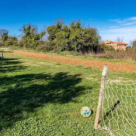 4+2 Kavran, Istria Appartement