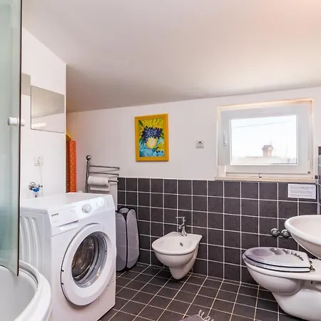 Appartement 4+2 Kavran, Istria *