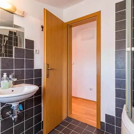 Appartement 4+2 Kavran, Istria